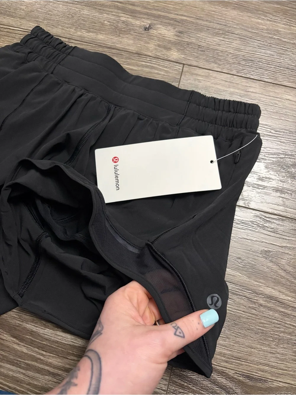 NWT Lululemon Hotty Hot Short *LR 4